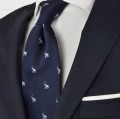 krawat-jedwabny-granatowy-slonie-biala-poszetka.jpg
