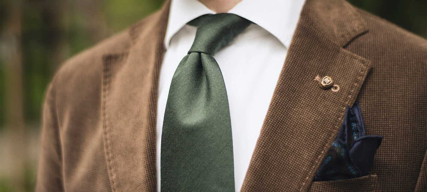Letnie wesele w stylu „Boho” lub „Garden Party” – jakie dodatki wybrać, by nie przesadzić z formalnością?