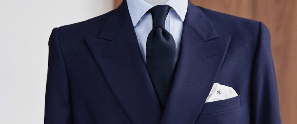 Styl Jamesa Bonda: Jakie krawaty i spinki nosiłby Agent 007 z naszej kolekcji?